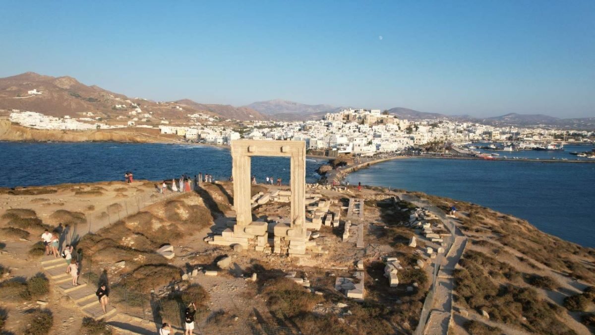 Η Πορτάρα στη Νάξο