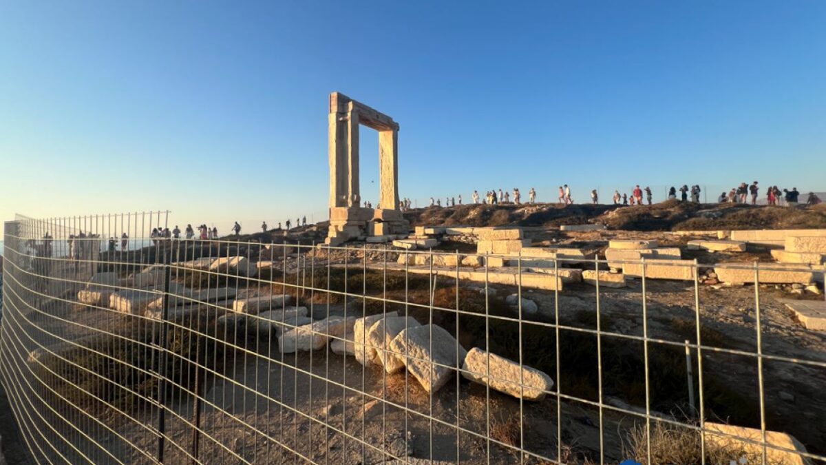 Τα συρματοπλέγματα στην Πορτάρα