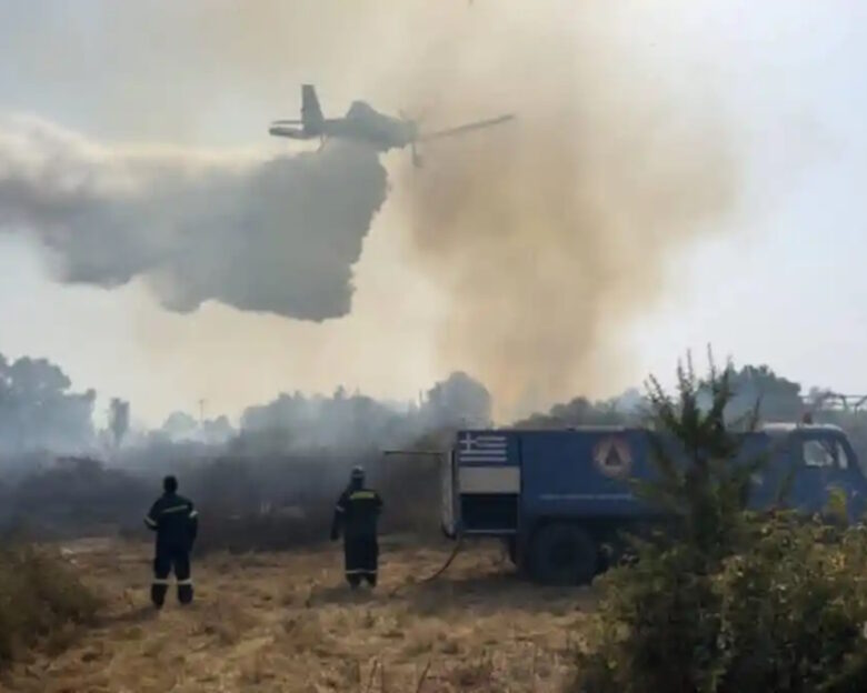 Φωτιά στην Πρέβεζα στην περιοχή Βρυσούλα: Μπαράζ μηνυμάτων από το 112 – «Απομακρυνθείτε προς Κρανέα»