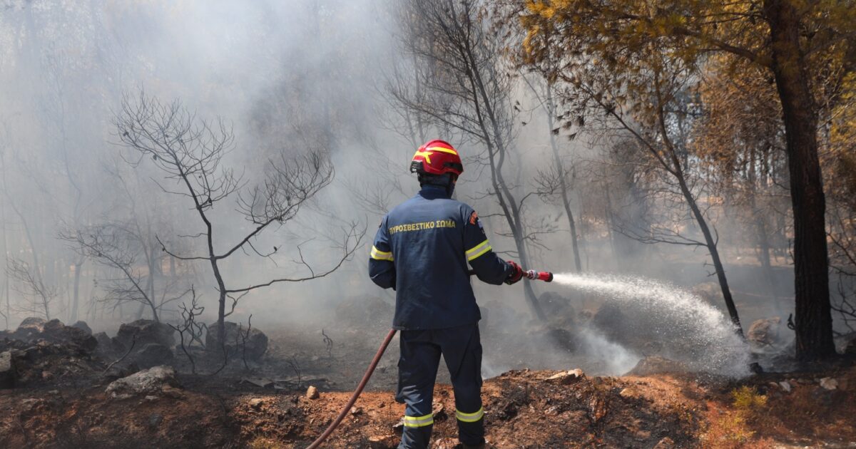 Fire in the cold fountain of Karditsa – lifted air in
