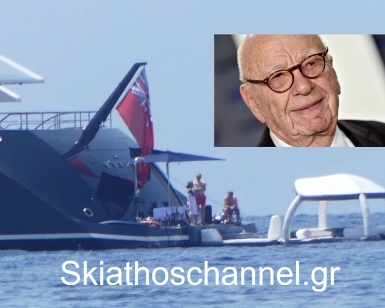 Μητσοτάκης και Μέρντοχ με τις συζύγους τους δείπνησαν σε ψαροταβέρνα στην Τήνο