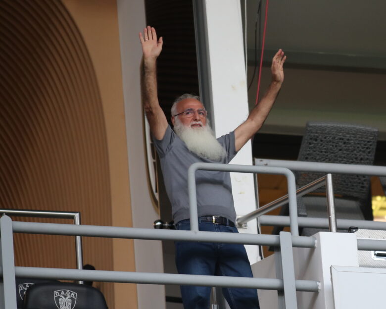 ΠΑΟΚ: Η αποθέωση του Ιβάν Σαββίδη στην Τούμπα