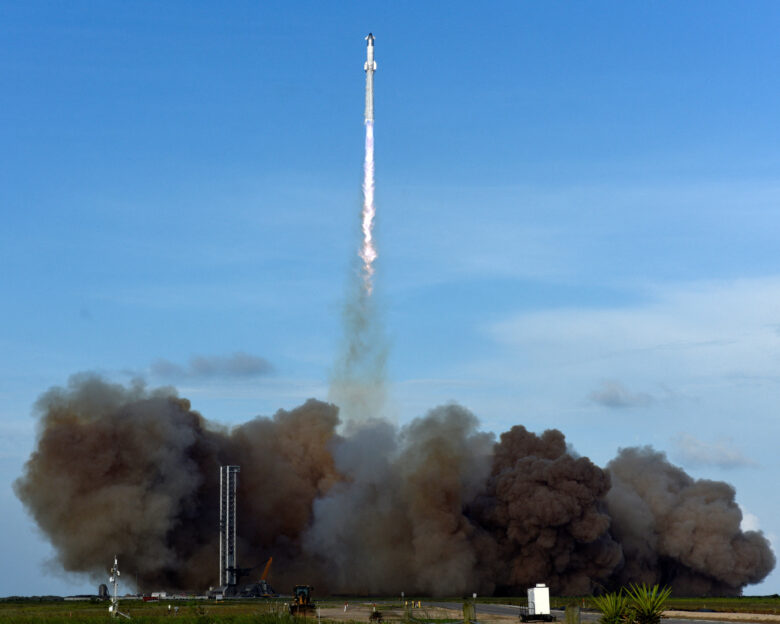 SpaceX: Πέτυχε η εκτόξευση του πυραύλου Starship μετά από 9 αποτυχημένες προσπάθειες – Ενθουσιασμένος ο Μασκ