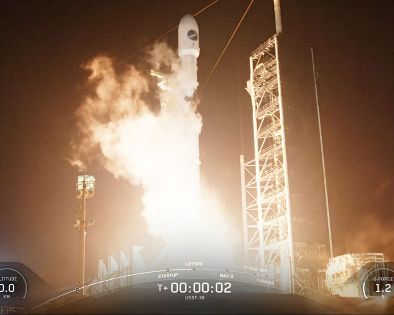 Η Space X έστειλε στο διάστημα διαστημικό μη επανδρωμένο στρατιωτικό αεροσκάφος