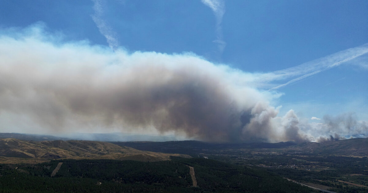 Spain: Strong winds make it difficult to battle with fires