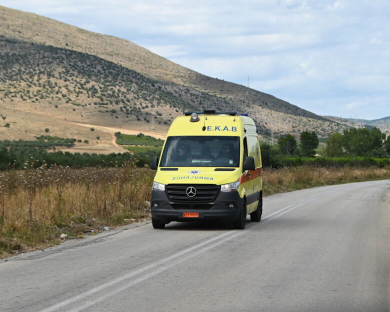 Αίγινα: Γυναίκα έχασε την ζωή της γιατί δεν υπήρχε οδηγός ασθενοφόρου στην βάρδια