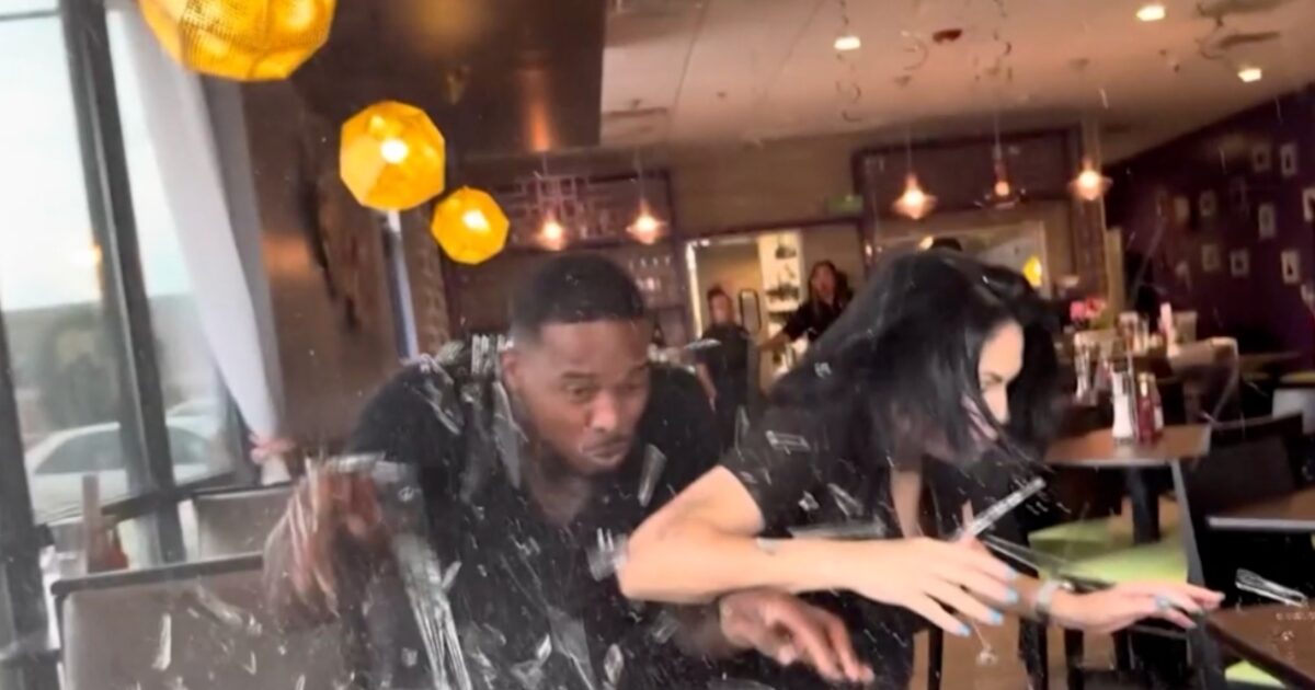 Texas: Car “Cooking” in a restaurant and injured Influencers – Watch Video