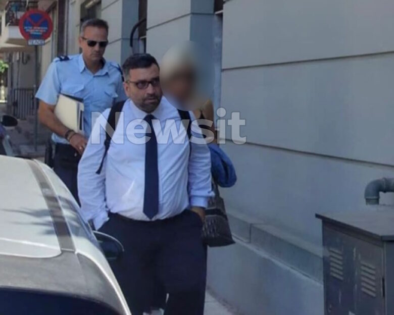 Μεθυσμένη συνελήφθη η ιδιοκτήτρια και οδηγός της Porsche που προκάλεσε σοβαρό τροχαίο στη Θέρμη – 0,80 έδειξε το αλκοτέστ