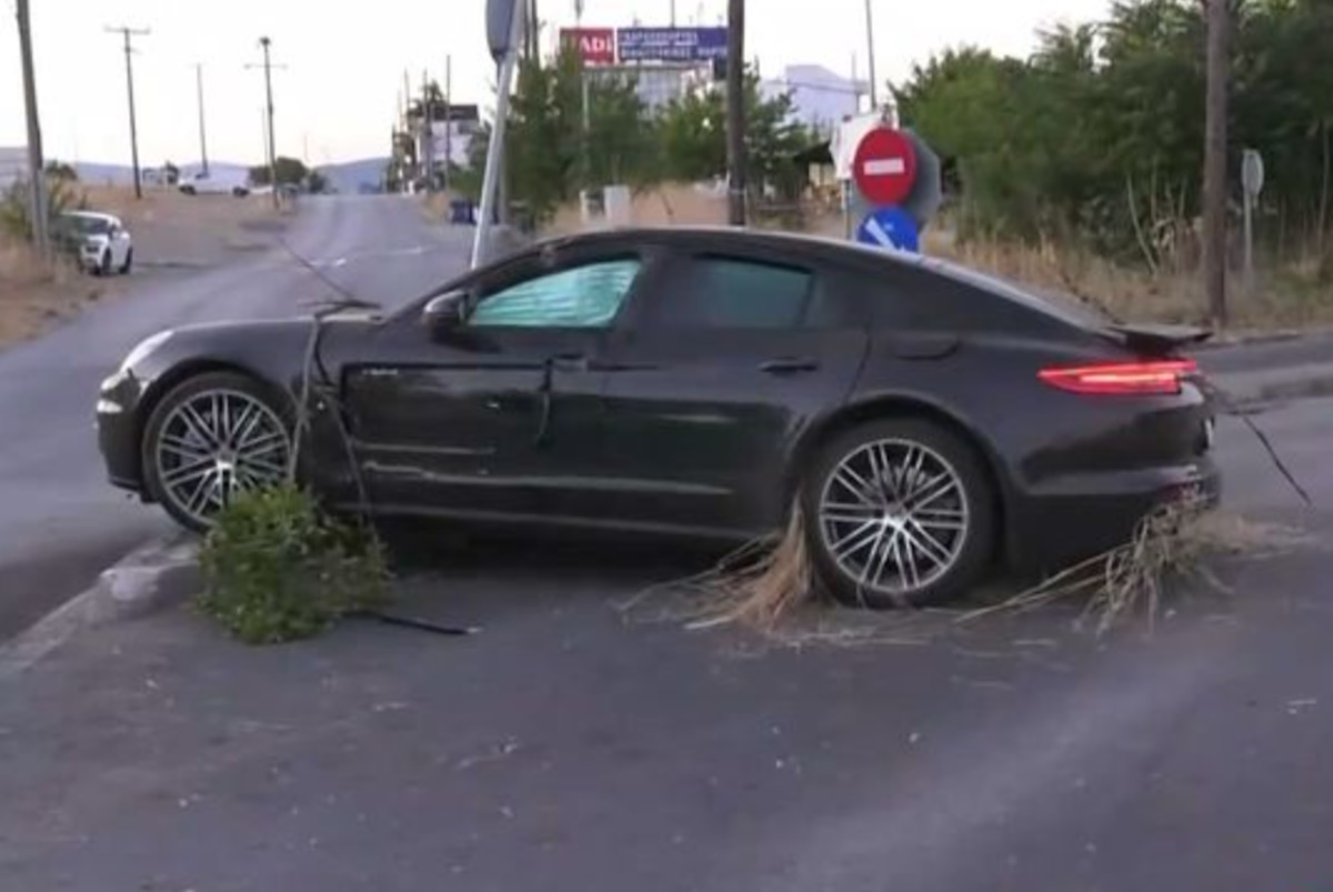 Μεθυσμένη συνελήφθη η ιδιοκτήτρια και οδηγός της Porsche που προκάλεσε σοβαρό τροχαίο στη Θέρμη