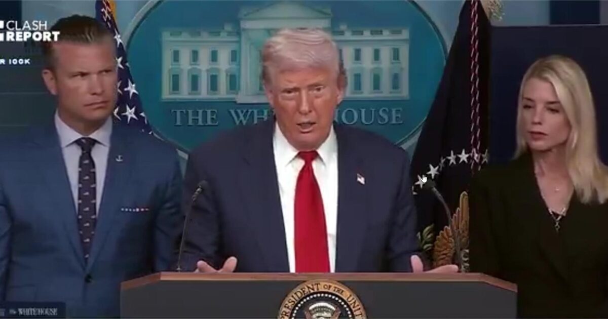 Moment of embarrassment at White House: Donald Trump talked about a trip to Russia instead of Alaska for meeting Putin