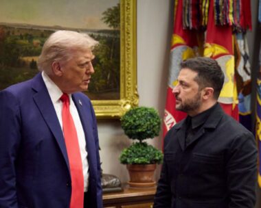 Ο Ντόναλντ Τραμπ και ο Βολοντίμιρ Ζελένσκι