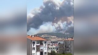Φωτιά στο Τσανάκαλε της Τουρκίας