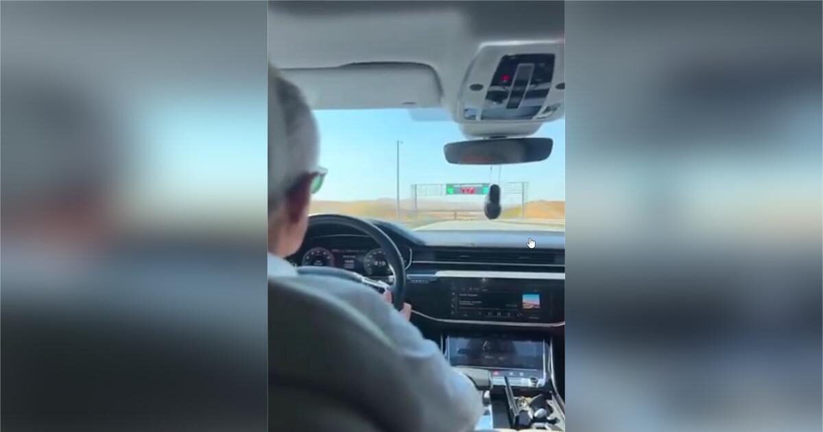 Turkey: The Minister of Transport was running with 225 kilometers per hour and “ate” call