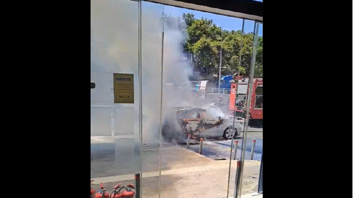 Φωτιά σε αυτοκίνητο