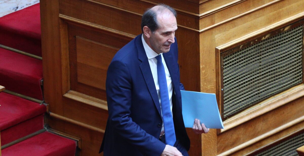 Ο Απόστολος Βεσυρόπουλος
