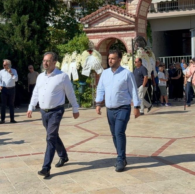Κηδεία Απόστολου Βεσυρόπουλου