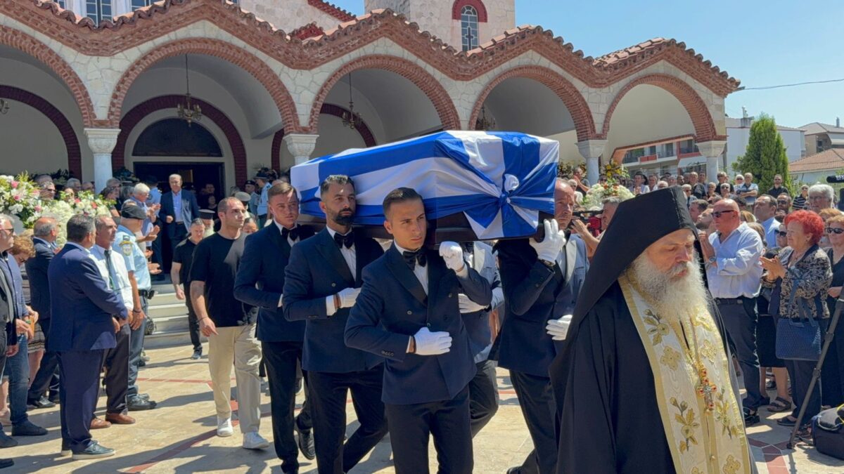 Κηδεία Απόστολου Βεσυρόπουλου