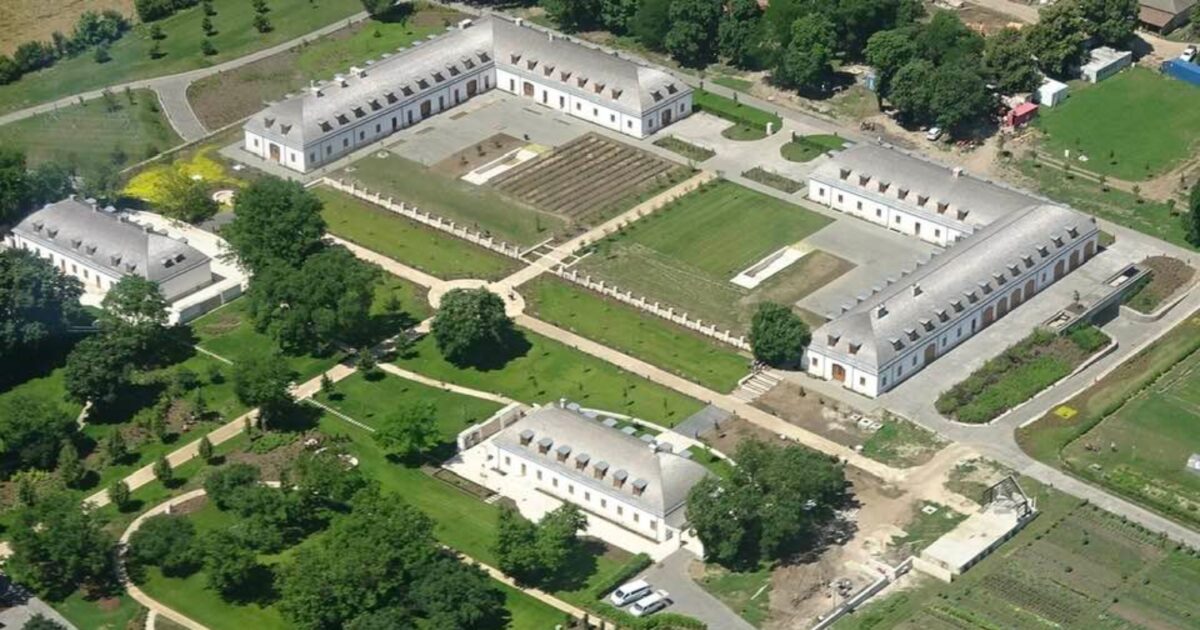 Salos in Hungary with the “Palace” of Viktor Orban’s family – Member of Parliament filled it in secret