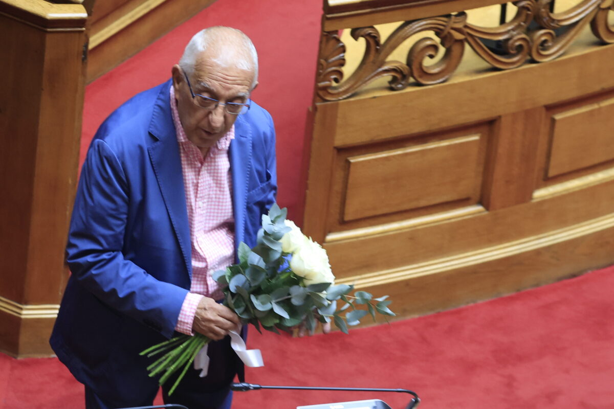 Συγκινητικές στιγμές εκτιλύχθηκαν στη Βουλή (ΓΙΩΡΓΟΣ ΚΟΝΤΑΡΙΝΗΣ