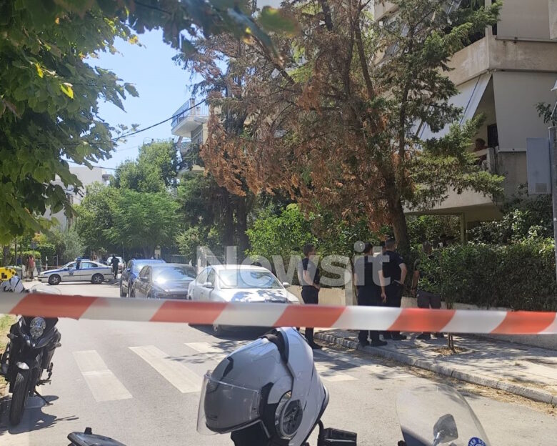 Γυναικοκτονία στο Χαλάνδρι: Με 15 μαχαιριές έσφαξε την 47χρονη ο 28χρονος – «Με συκοφαντούσε, τρελαινόμουν και πήγα να τη σκοτώσω»