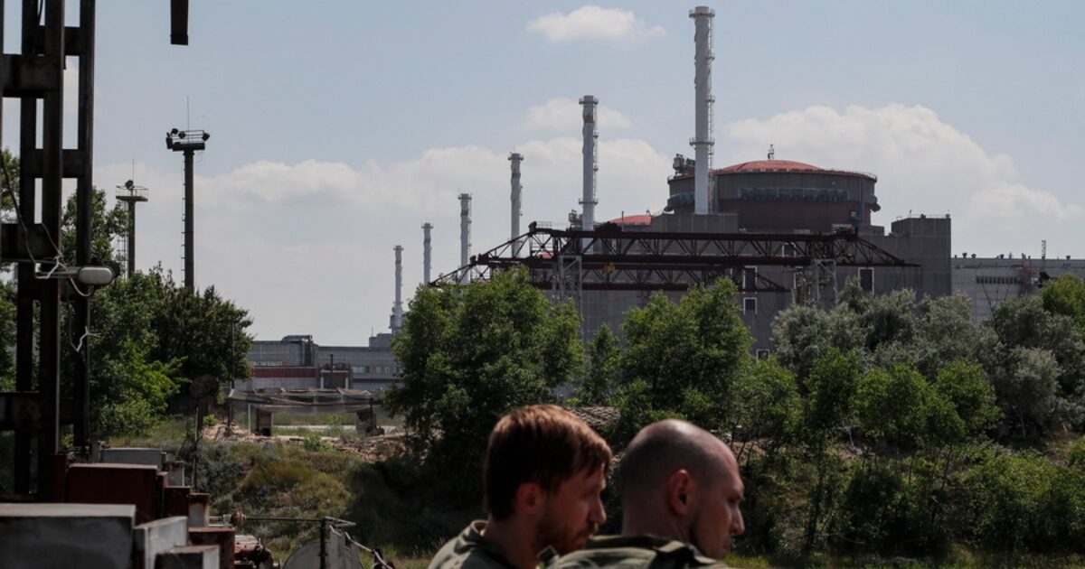 Ukraine: Fire near Zaporizia Nuclear Station – no threat of leakage assures the IAEA