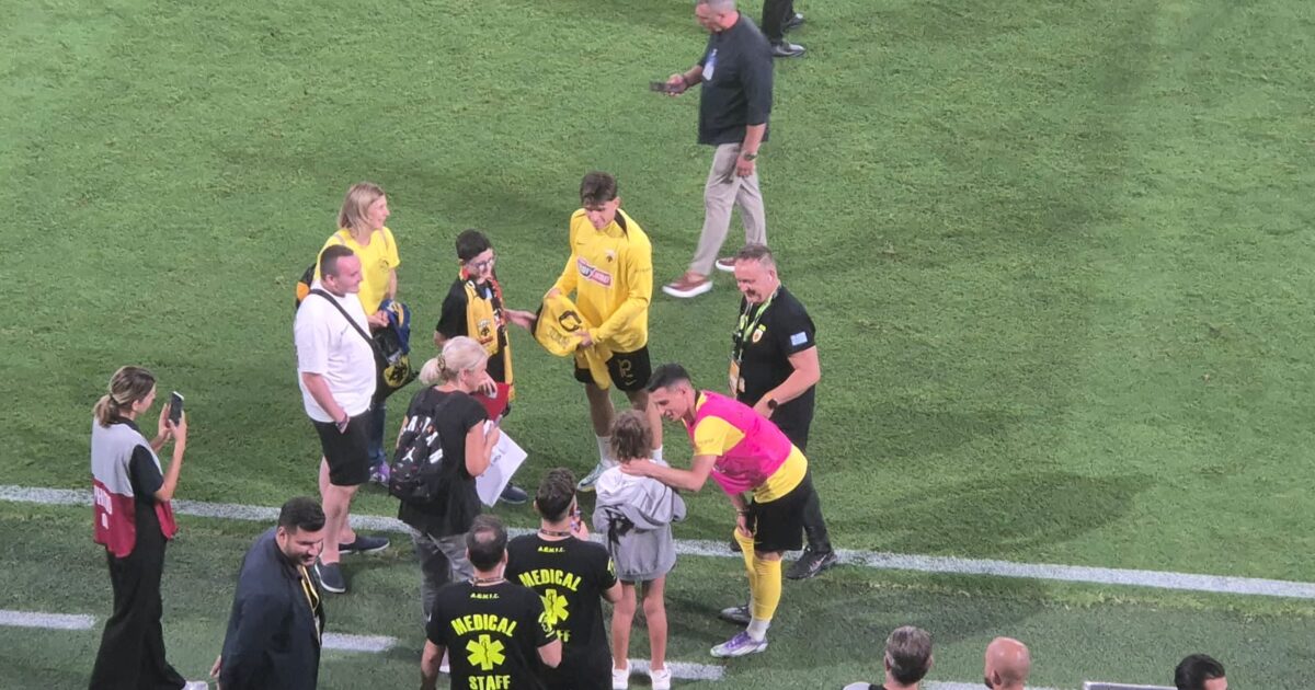 AEK: The young Michael who defeated Cancer was found on the OPAP ARENA