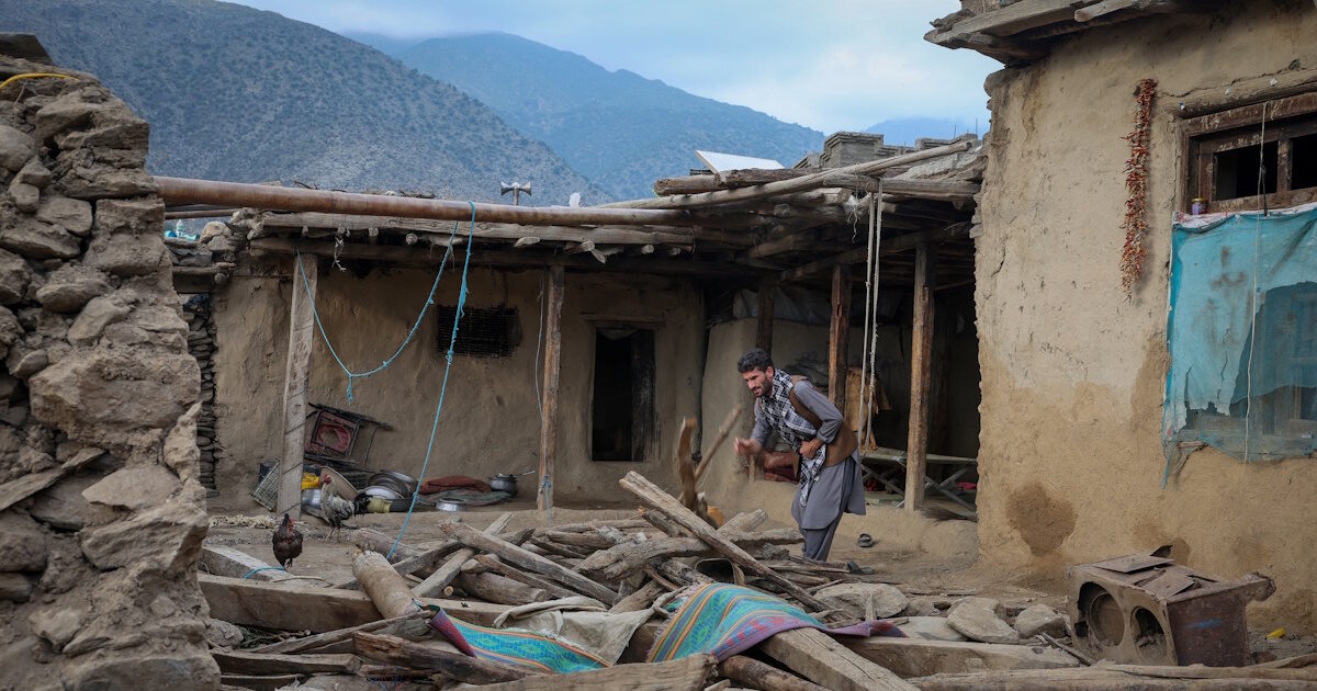 Earthquake in Afghanistan: More than 800 dead and 2,700 injured – leveled communities, dozens trapped in debris