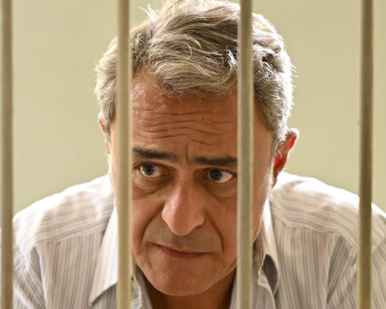 Άγιος έρωτας – spoiler: Ο Κυριάκος αποφυλακίζεται