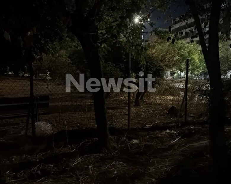 Θρίλερ με βρέφος που βρέθηκε μόνο του σε καρότσι στην Ακρόπολη – Γυναίκα κατήγγειλε αργότερα ότι της το έκλεψαν