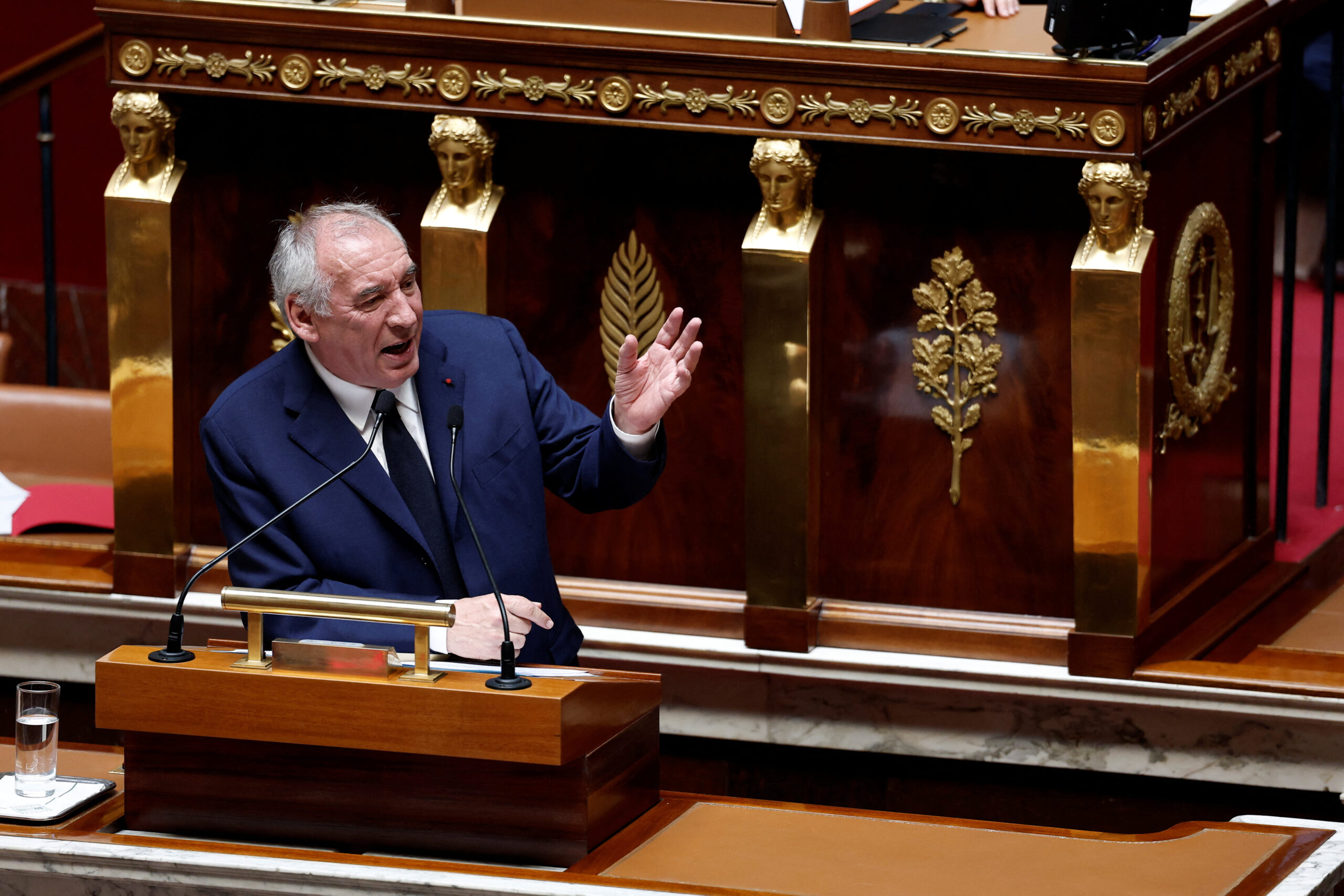 Ο Γάλλος πρωθυπουργός Φρανσουά Μπαϊρού απευθύνεται στην Εθνοσυνέλευση / REUTERS / Benoit Tessier