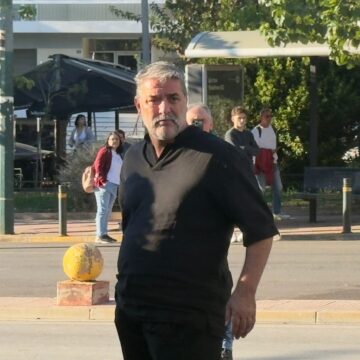 Βασίλης Μπισμπίκης