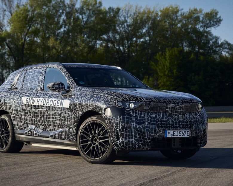 BMW: Το 2028 σε κυκλοφορία η υδρογονοκίνητη BMW iX5 Hydrogen