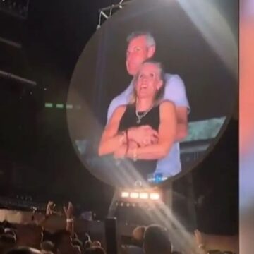 Το «παράνομο» ζευγάρι στη συναυλία των Coldplay στη Βοστώνη