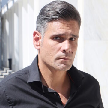 Δημήτρης Ουγγαρέζος
