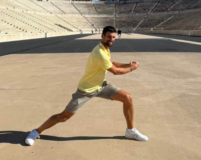 Ο Νόβακ Τζόκοβιτς δοκίμασε το διάσημο backhand του στο Παναθηναϊκό Στάδιο