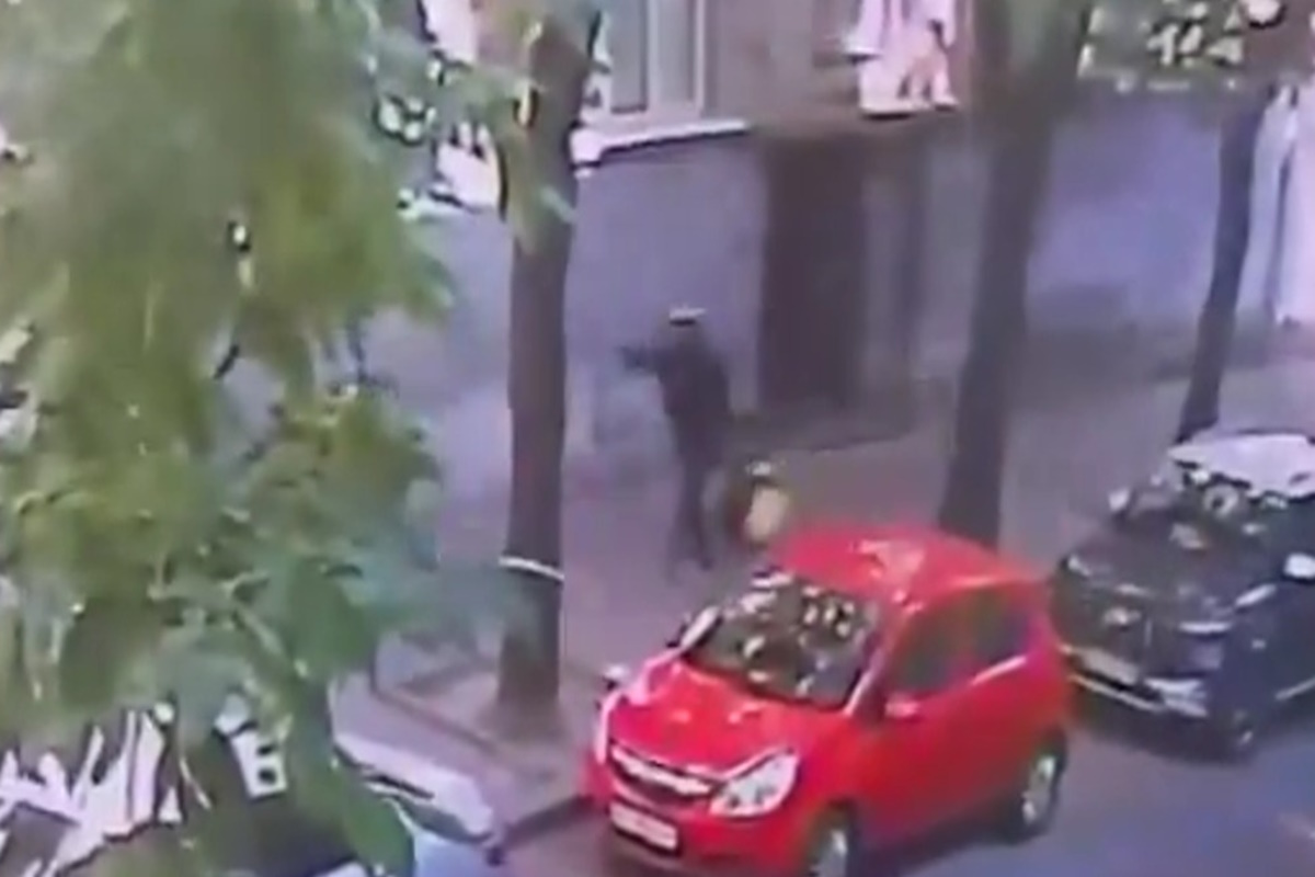 Η στιγμή της δολοφονίας του πρώην προέδρου του κοινοβουλίου Αντρίι Παρούμπι