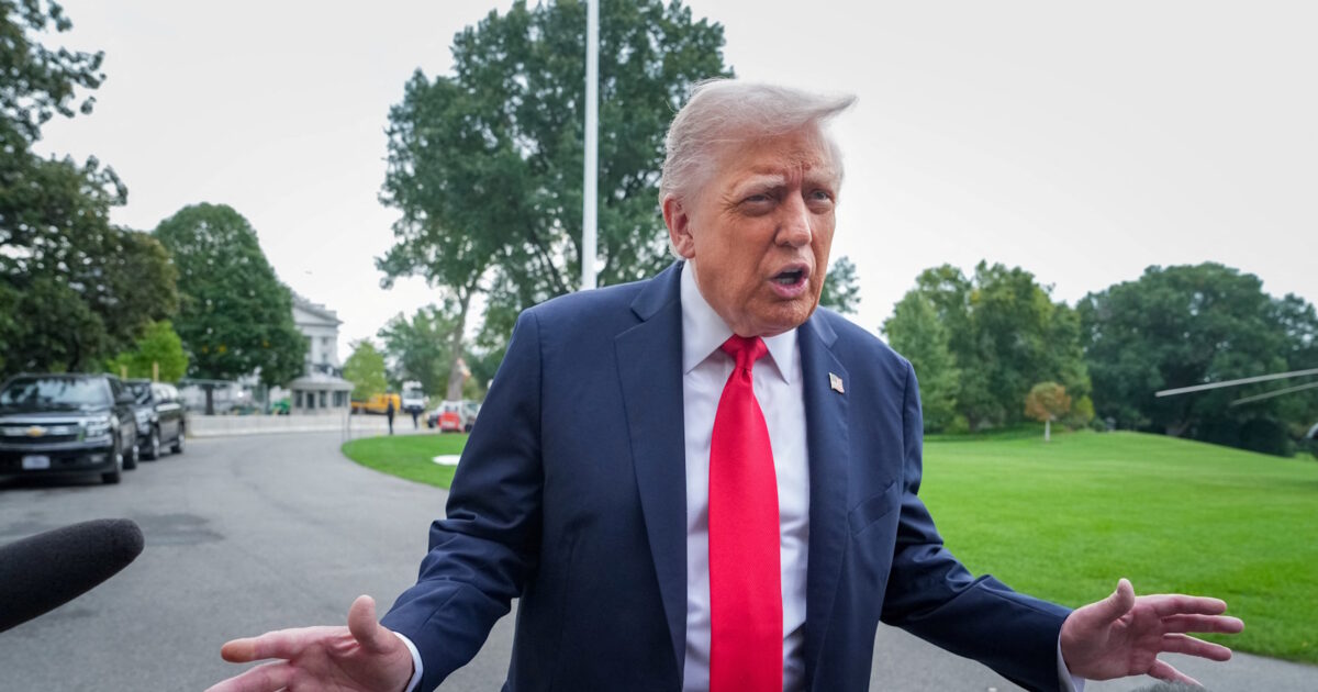 Trump attacked an Australian journalist: “You have a very bad style – sit quietly and stop”