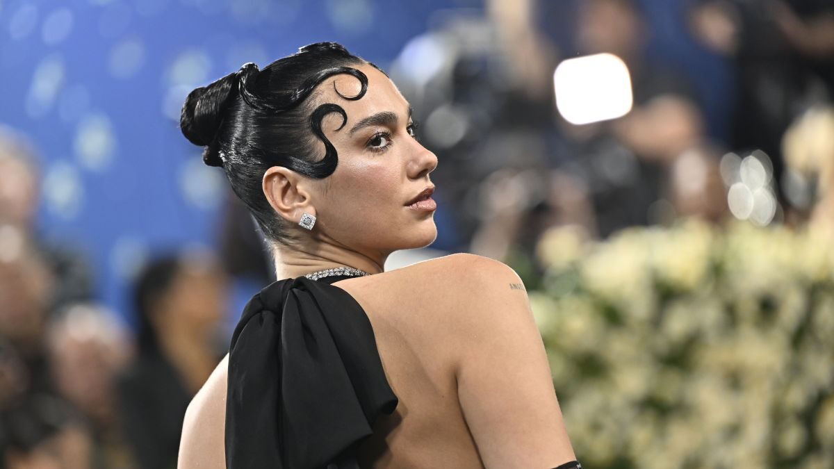 Η Dua Lipa