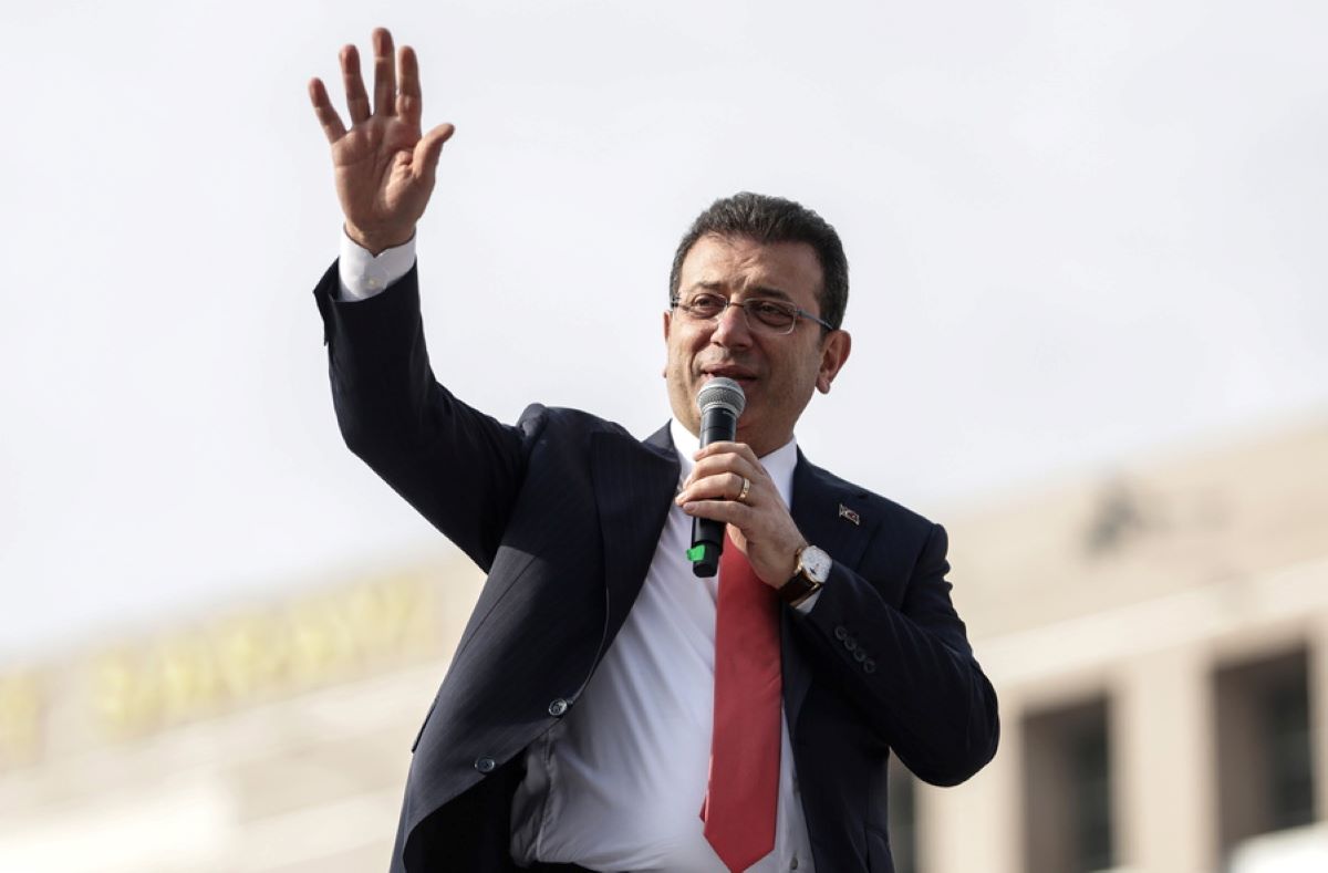 Ο Εκρέμ Ιμάμογλου