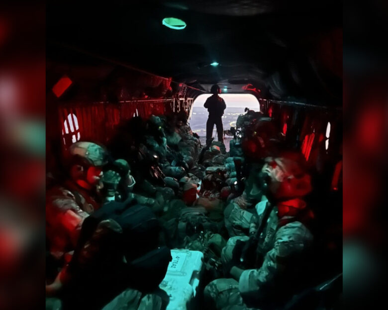 Ελικόπτερα Chinook: Από την ξαφνική άσκηση ετοιμότητας του ΓΕΕΘΑ στην «μάχη» της συντήρησης και της αναβάθμισης