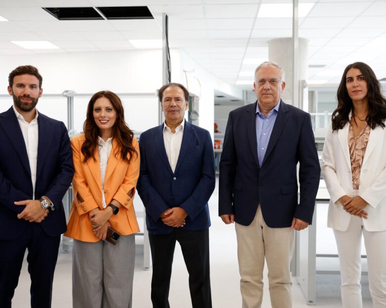 Θεοδωρικάκος: Στηρίζουμε τη στρατηγική επένδυση της ELPEN που συμβάλλει στο νέο παραγωγικό πρότυπο της χώρας