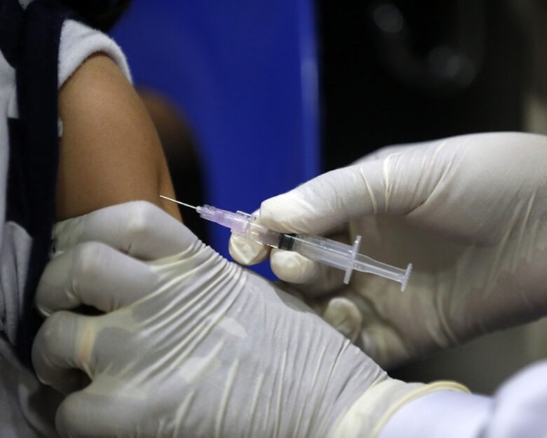 Εμβόλιο κατά του HPV: 1 στους 2 Έλληνες γονείς δεν εμβολιάζει το παιδί του – Που βασίζεται ο δισταγμός τους
