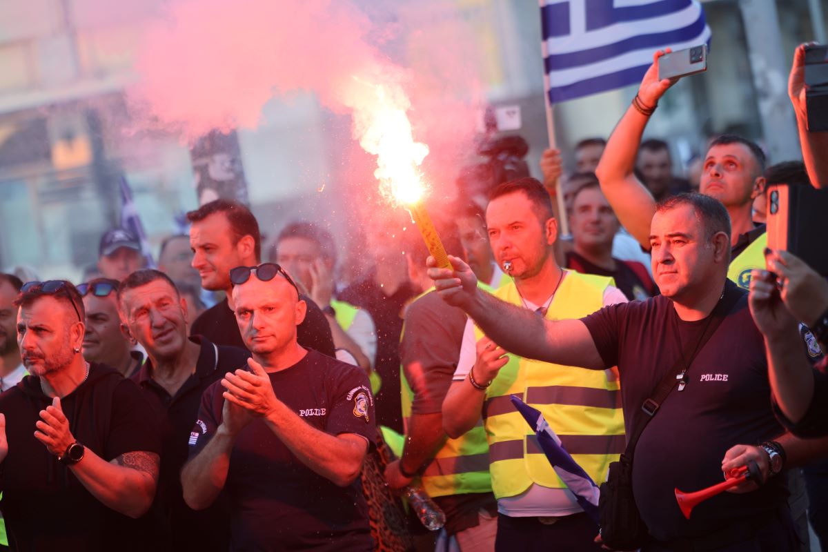 Συγκέντρωση και πορεία διαμαρτυρίας των ενστόλων στη Θεσσαλονίκη