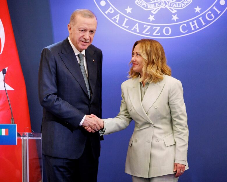 Αναβλήθηκε το ραντεβού του Ερντογάν και με τη Μελόνι στη Νέα Υόρκη