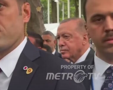 Ο Ρετζέπ Ταγίπ Ερντογάν περιμένει να περάσει ο Τραμπ