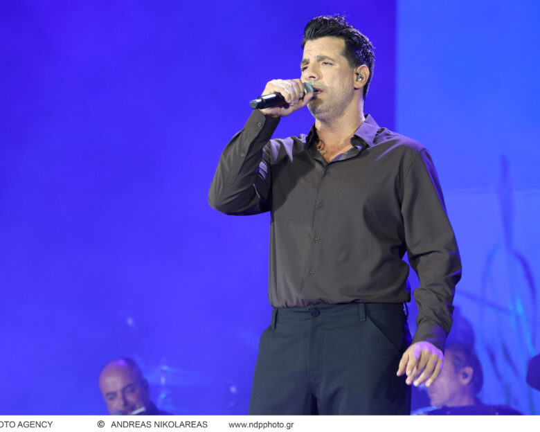 Θοδωρής Φέρρης: Το ρομαντικό βίντεο με το ηλιοβασίλεμα και το φεγγάρι στην Αθήνα
