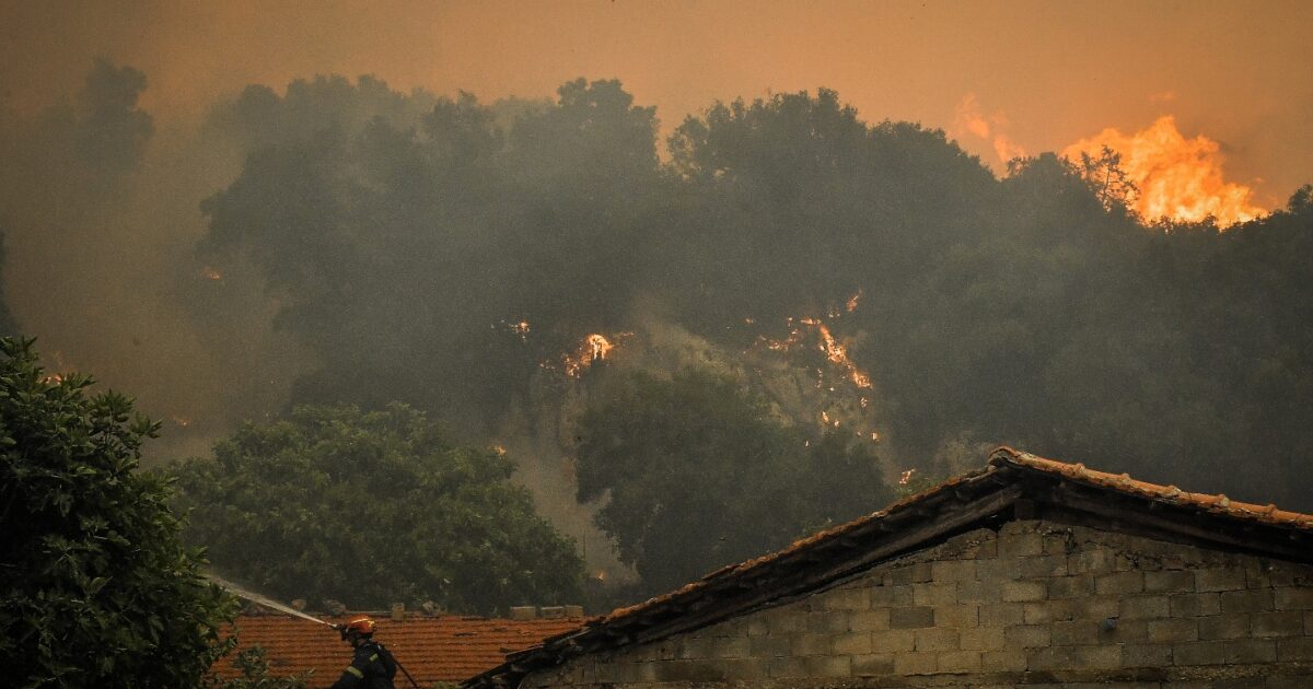He put 11 fires in Xanthi in the Genisea area – will be taken to the prosecutor as a suspected arson