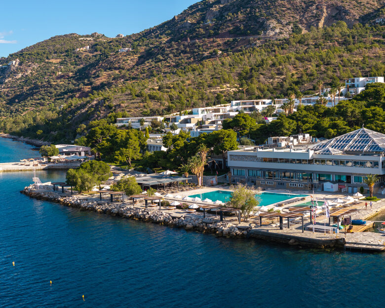 Wyndham Loutraki Poseidon Resort – Club Hotel Loutraki: H απαράμιλλη πολυτέλεια των ξενοδοχείων του ομίλου Comer στο Λουτράκι