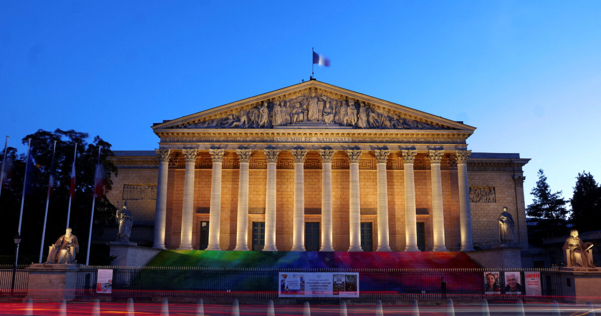 Fitch degrades France’s credit rating