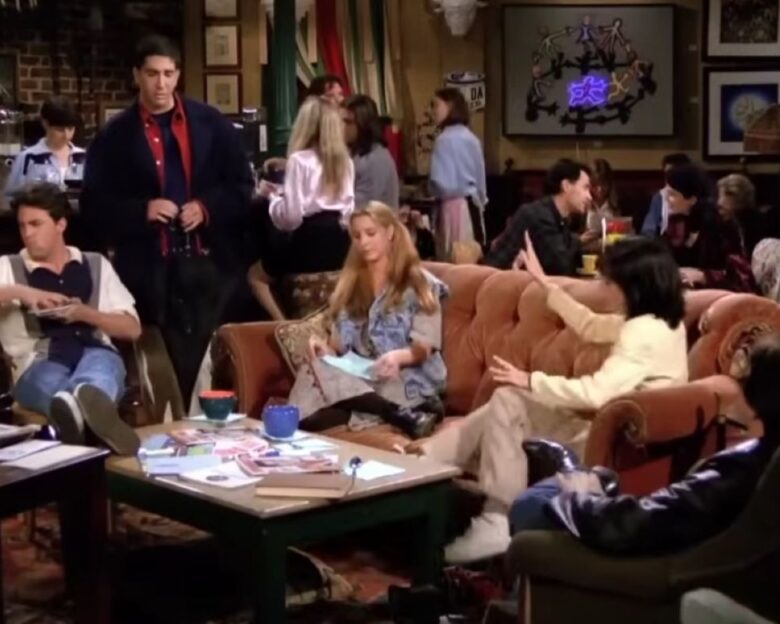 Η Νέα Υόρκη αποκτά το στέκι των Friends – Το Central Perk σερβίρει καφέδες με απίθανες ονομασίες όπως «we were on a “coffee” break»